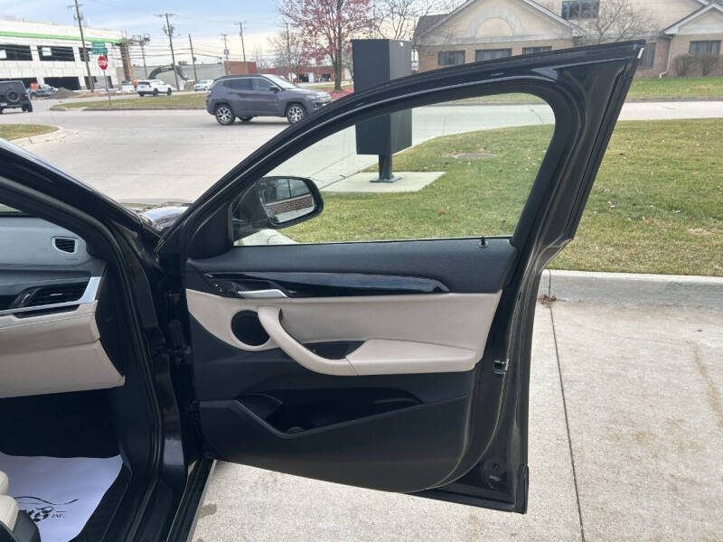 2022 BMW X2 xDrive28i