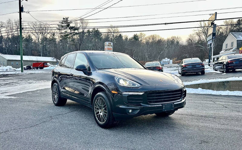 2017 Porsche Cayenne Platinum Edition
