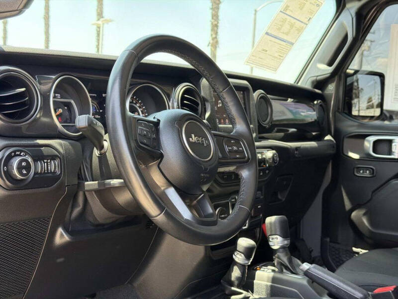 2021 Jeep Gladiator