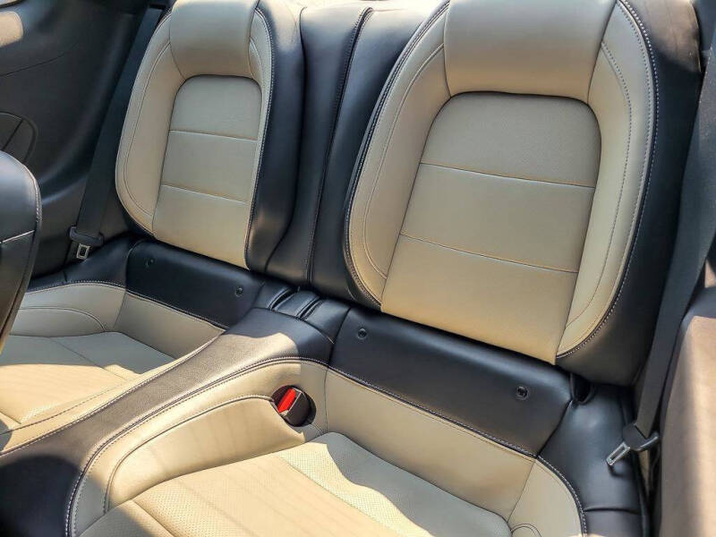 2024 Ford Mustang EcoBoost Premium