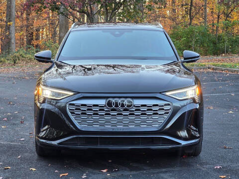 2024 Audi Q8 e-tron quattro Premium Plus