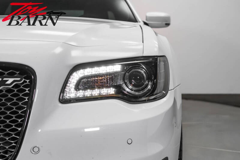 2023 Chrysler 300 C