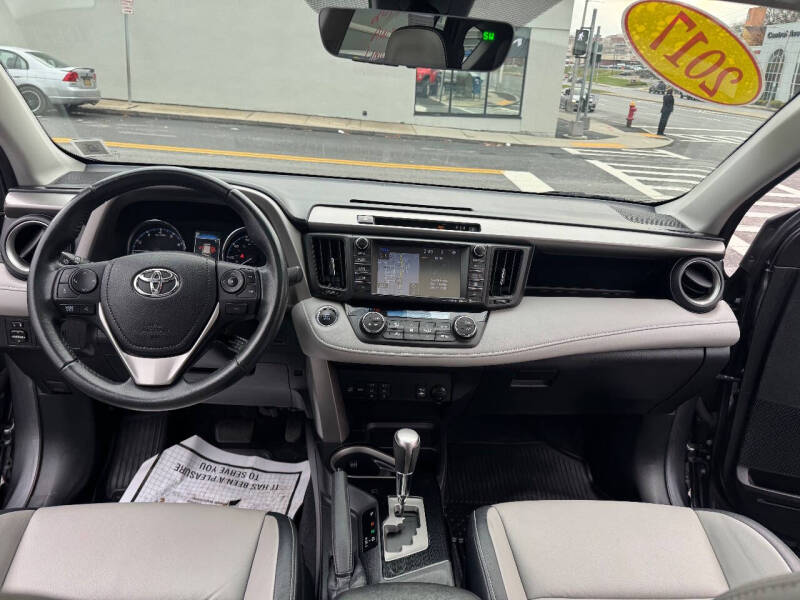2017 Toyota RAV4 Limited