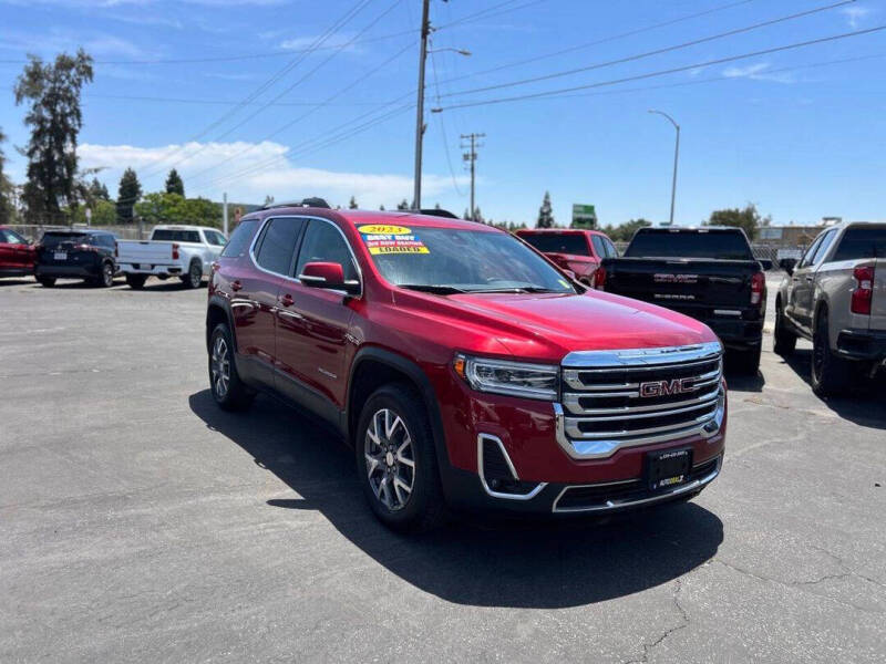 2023 GMC Acadia SLT