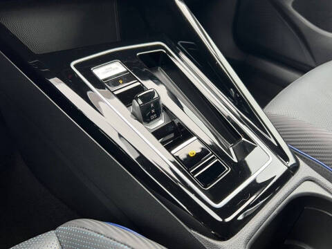 2023 Volkswagen Golf R 20th Anniversary Edition