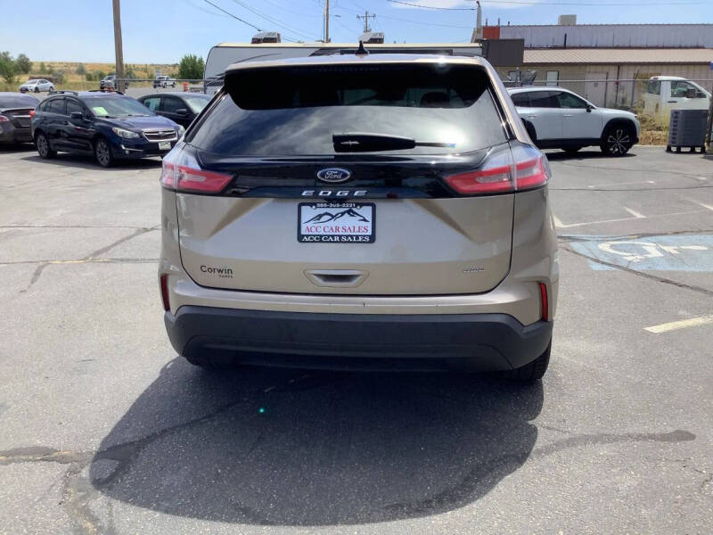 2021 Ford Edge SE
