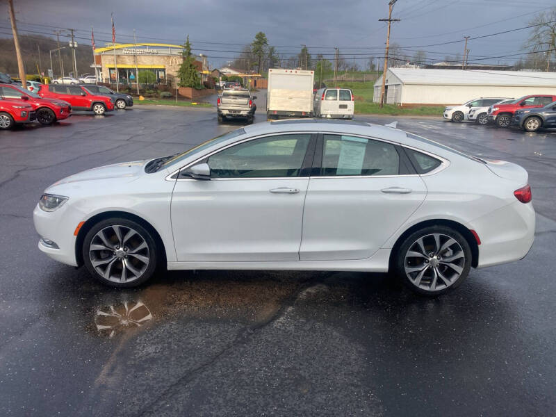 2015 Chrysler 200 C