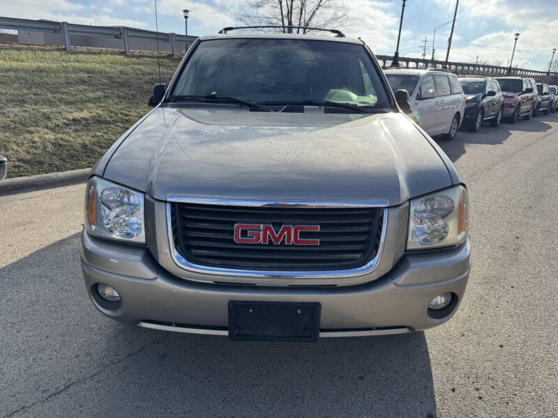 2003 GMC Envoy SLE photo 2