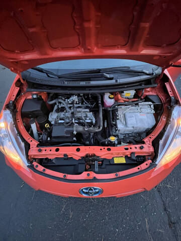 2012 Toyota Prius c Four