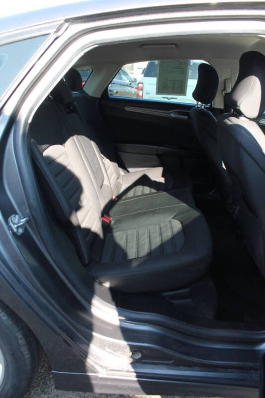 2019 Ford Fusion SE