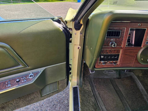 1975 Lincoln Continental