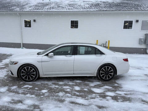 2017 Lincoln Continental Reserve