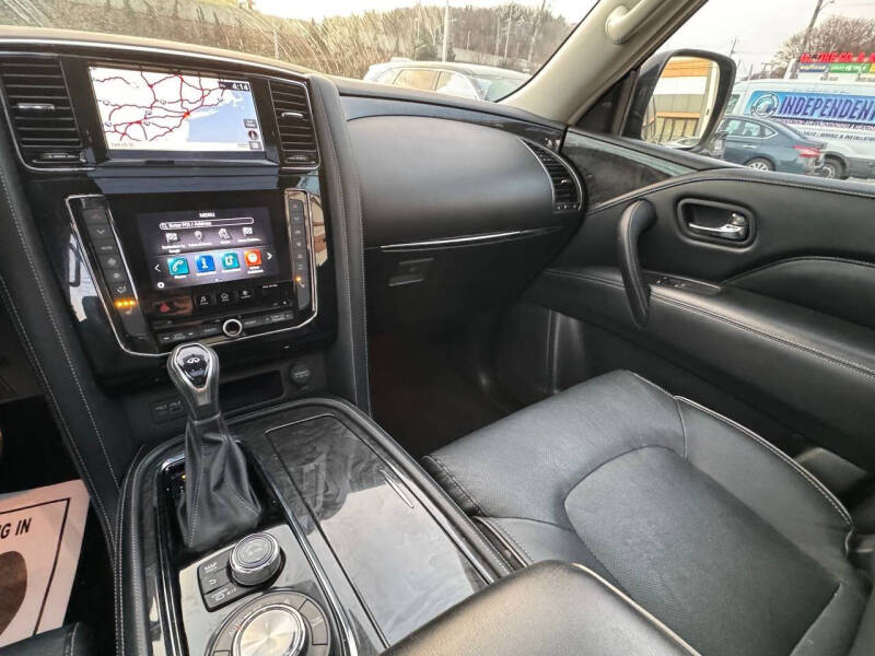 2021 Infiniti QX80 Luxe