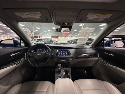 2019 Cadillac XT4 Premium Luxury
