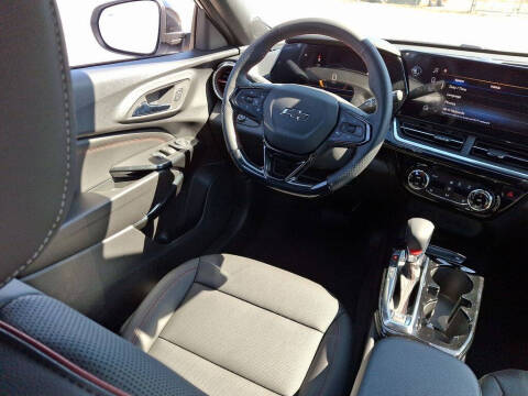 2025 Chevrolet Trax RS