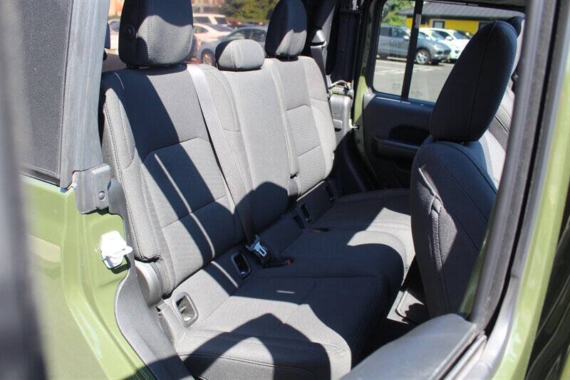 2021 Jeep Gladiator Sport S