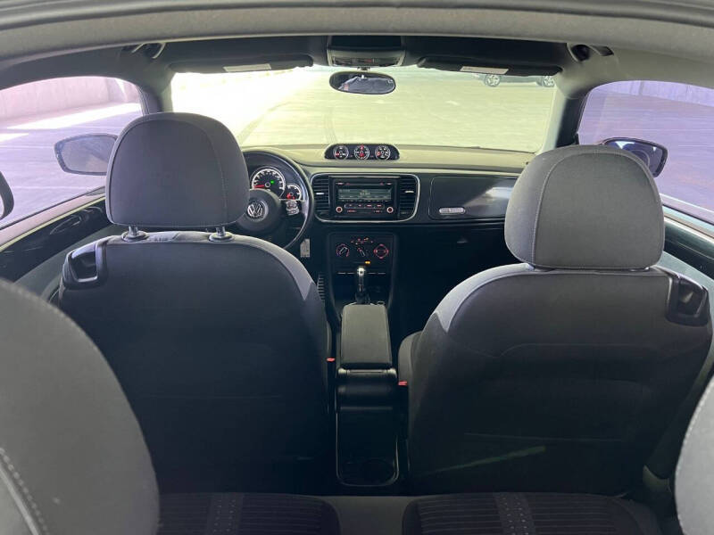 2014 Volkswagen Beetle R-Line