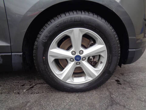 2017 Ford Edge SE