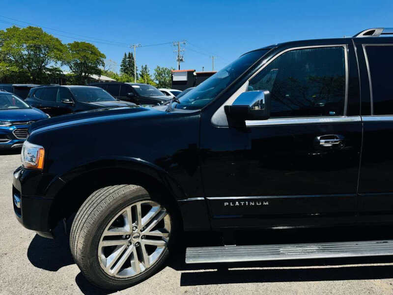 2017 Ford Expedition EL Platinum