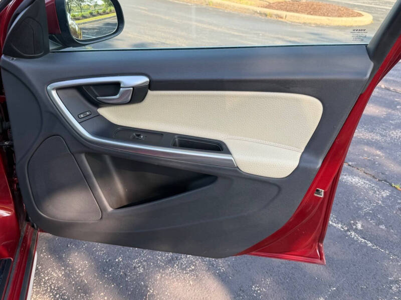 2012 Volvo S60 T5