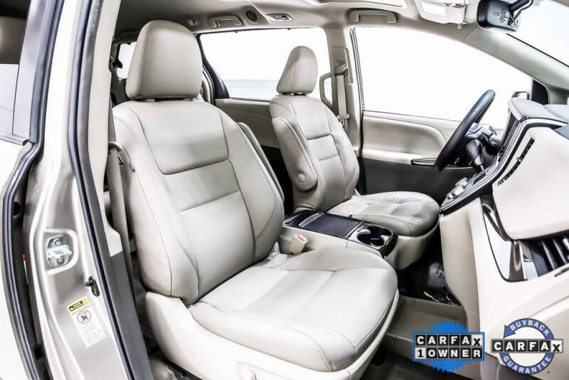 2017 Toyota Sienna