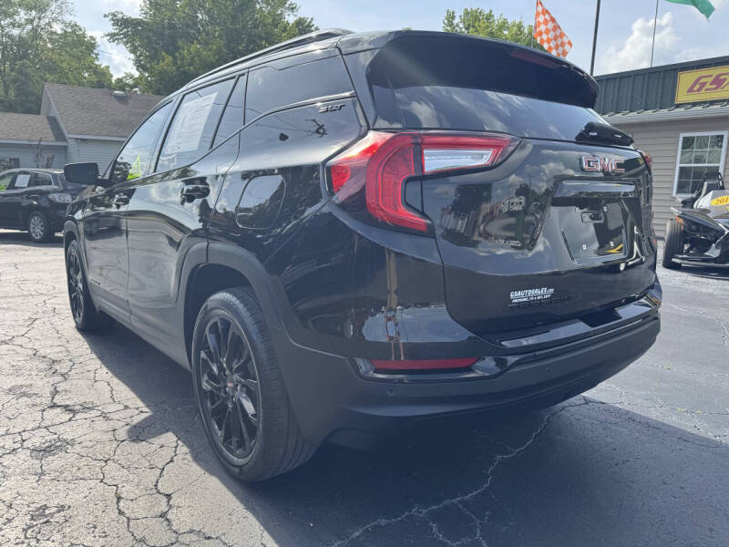 2023 GMC Terrain SLT