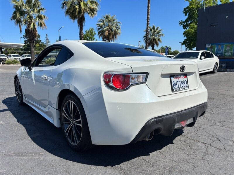 2015 Scion FR-S