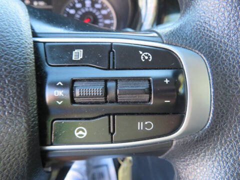 2022 Kia K5 LX