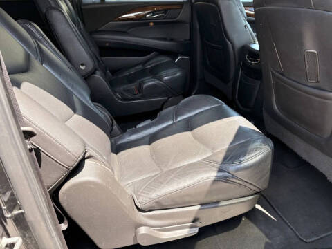 2019 Cadillac Escalade ESV Luxury
