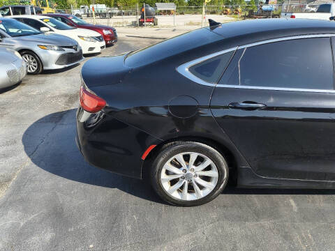2016 Chrysler 200 C