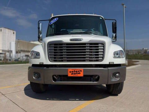 2019 Freightliner M2 106
