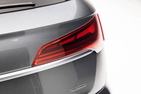 2021 Audi Q5 e quattro Premium 55 TFSI