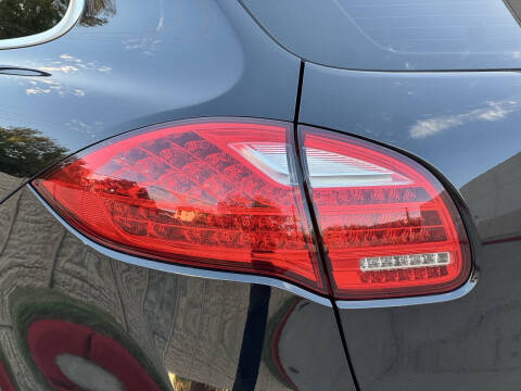 2012 Porsche Cayenne S