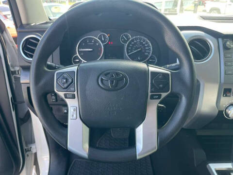 2015 Toyota Tundra SR5