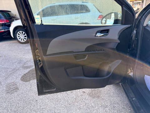 2012 Chevrolet Sonic LT