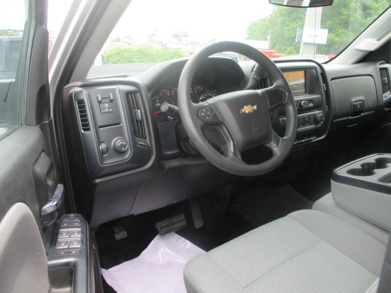 2017 Chevrolet Silverado 1500 Custom