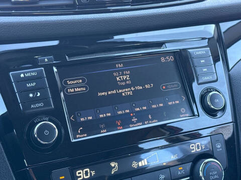 2022 Nissan Rogue Sport SL