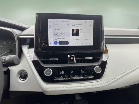 2024 Toyota Corolla Hatchback SE