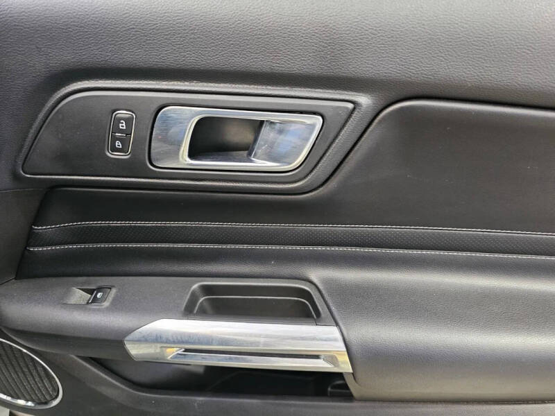 2021 Ford Mustang Mach 1