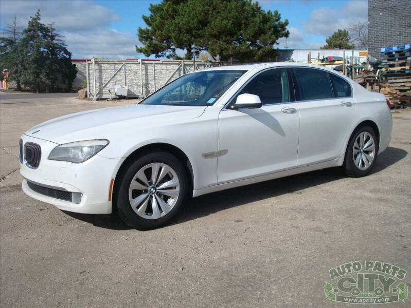 2012 BMW 7 Series 740i