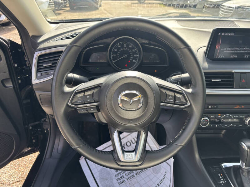 2018 Mazda MAZDA3 Touring