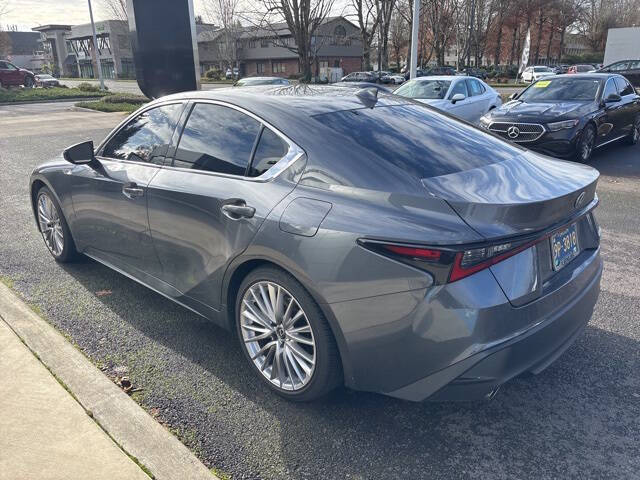 2023 Lexus IS 300