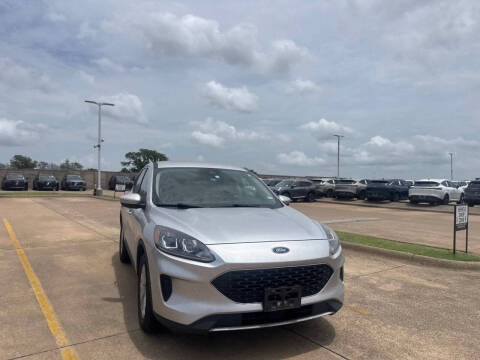 2020 Ford Escape SE