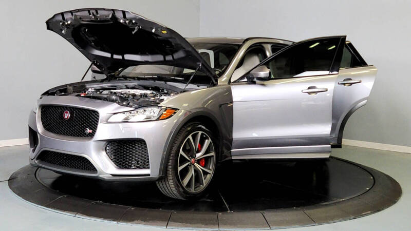 2020 Jaguar F-PACE SVR