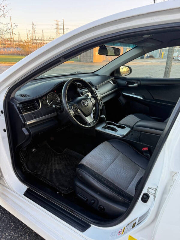 2014 Toyota Camry SE