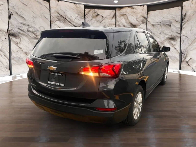 2022 Chevrolet Equinox LS