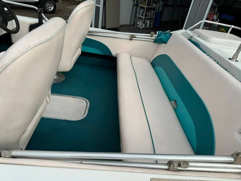 1997 Hurricane SunDeck Sport 185 OB