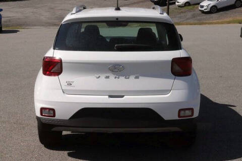 2024 Hyundai Venue SEL