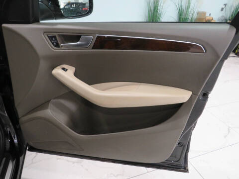 2012 Audi Q5 2.0T quattro Premium Plus