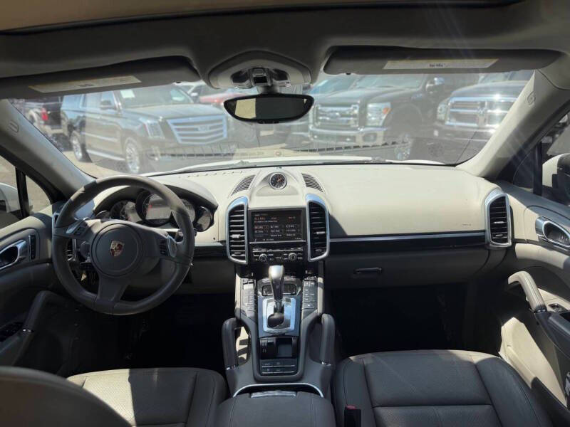 2013 Porsche Cayenne